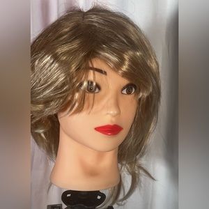 Blonde women's synthetic wig shirt hair